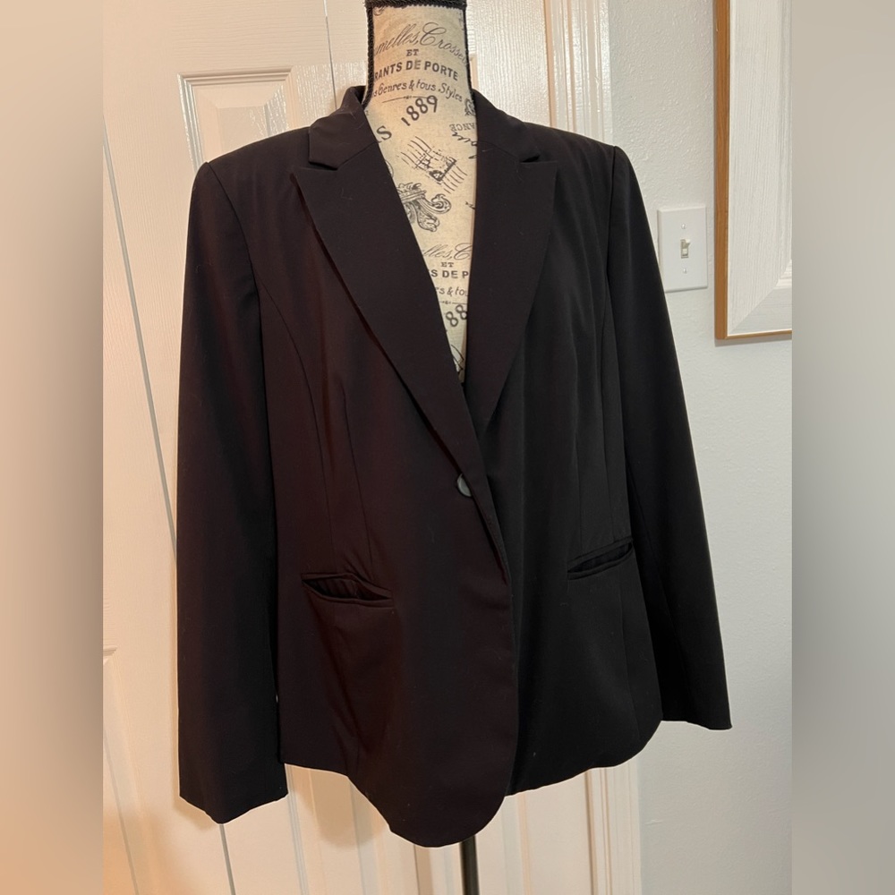 Liz Claiborne Black Suit Jacket